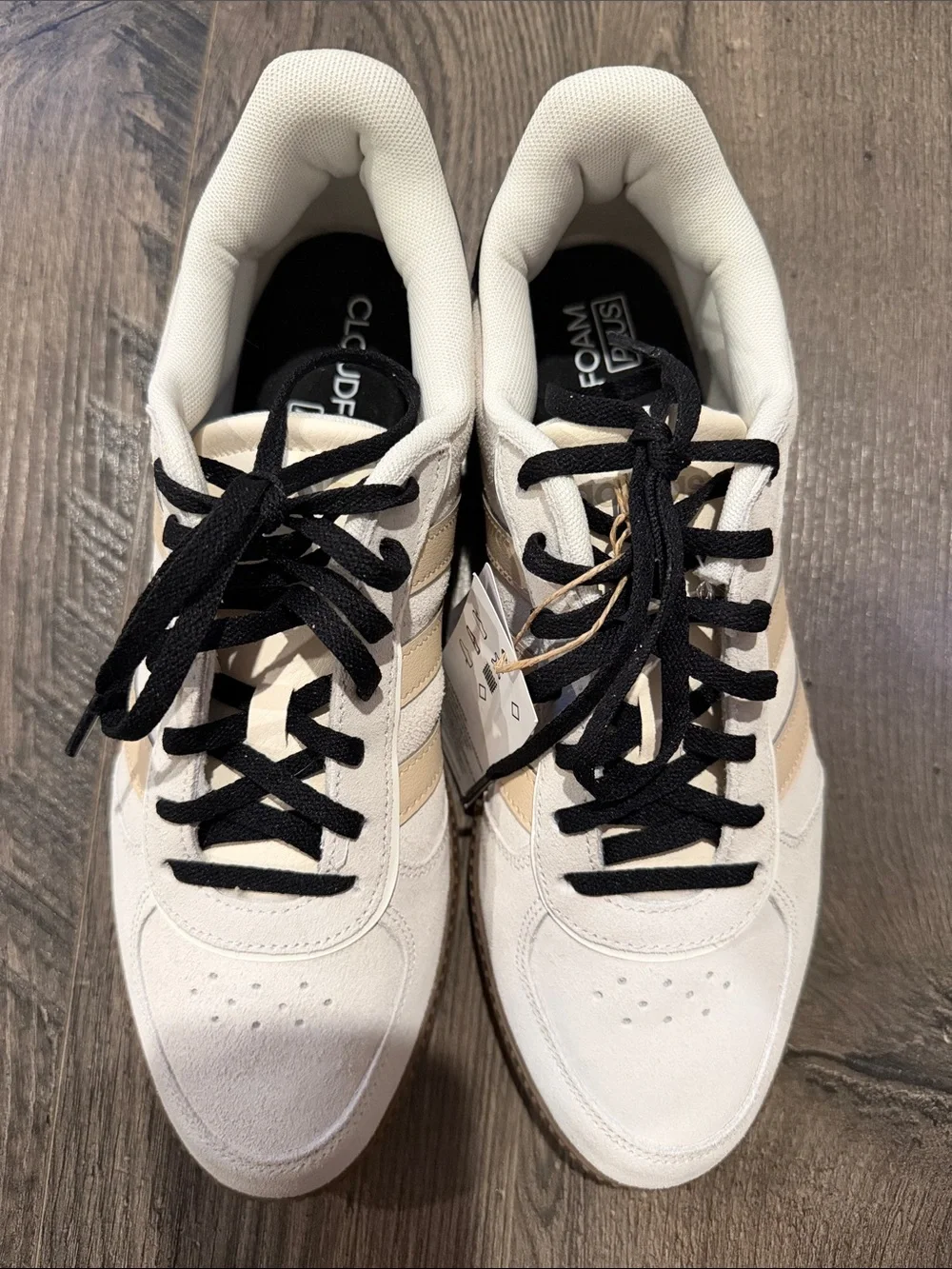NWT adidas Breaknet Sneakers in White & Beige
